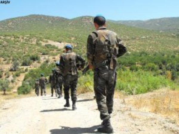 Şemdinli'de üs bölgesine saldırı