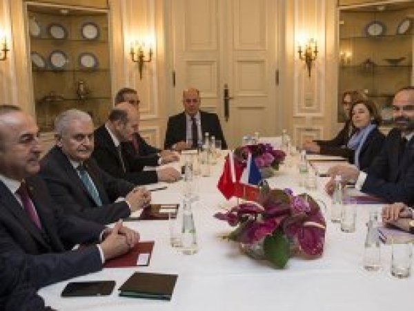 Başbakan Yıldırım, Fransa Başbakanı Philippe ile görüştü