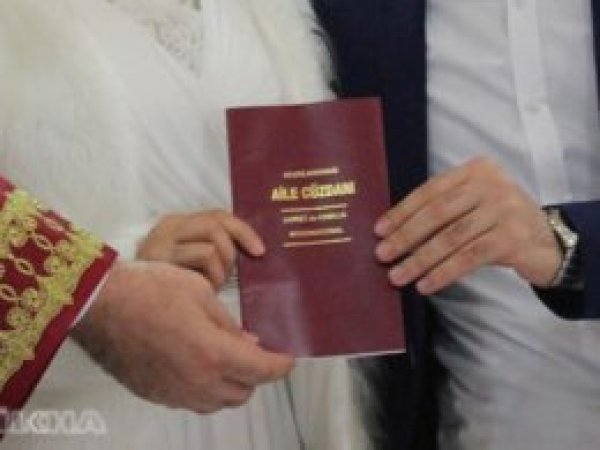 Evlenmeler azalırken boşanmalar arttı 