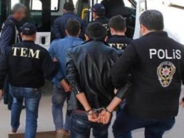  DEAŞ üyesi 6 Iraklı tutuklandı