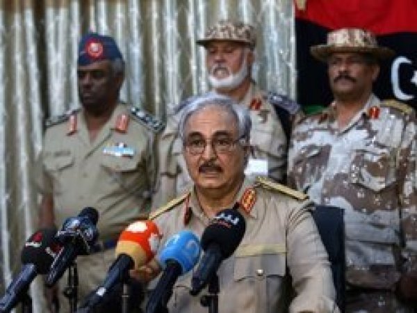General Hafter'den, güneydeki birliklere operasyon talimatı 