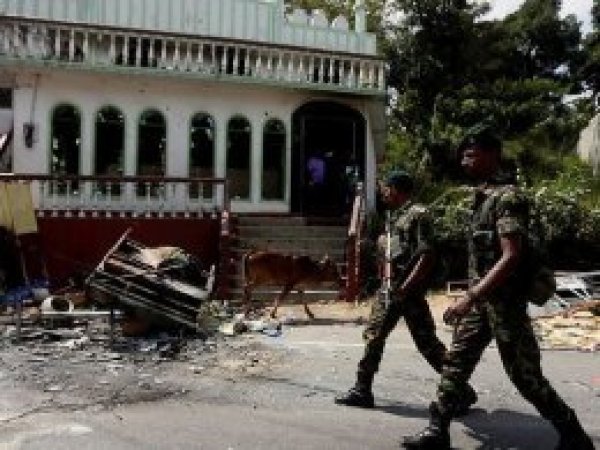 Sri Lankalı Budist keşişlerden Müslümanlara destek
