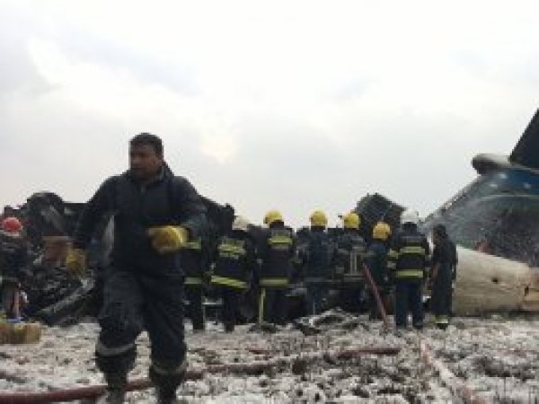 Nepal'de düşen uçakta 48 kişi öldü