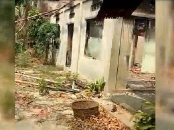 Budistlerin Arakan'da yaktığı köylerin yeni görüntüleri