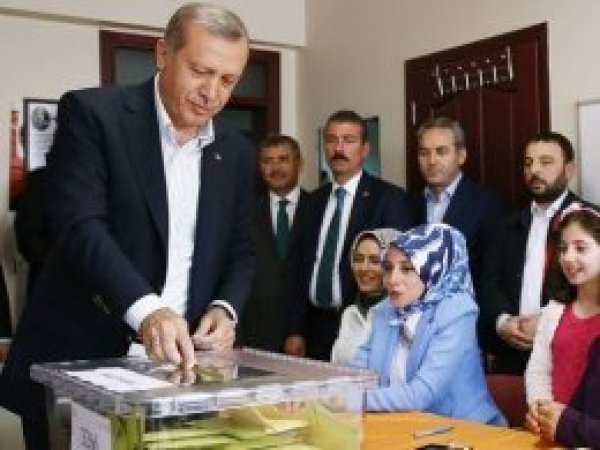 SONAR Başkanı Bayrakçı: Erdoğan için bu defa yüzde 51 zor