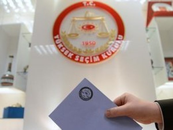 Yerel seçimlere katılacak parti sayısı 12'ye düştü