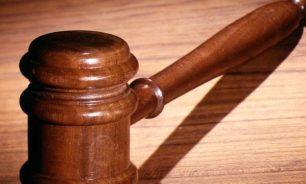 Emekli aylığını almak için ölen annesinin cesedini 2,5 yıl sakladı