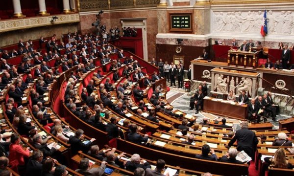 Fransa'da siyonizm karşıtlığı ile antisemitizm eş değer sayılacak
