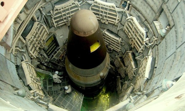 'İsrail'in nükleer başlık taşıyabilen füze denemesinin amacı İran'