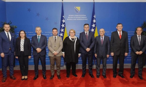 Bosna Hersek'te yeni hükümet 14 ay sonra kuruldu