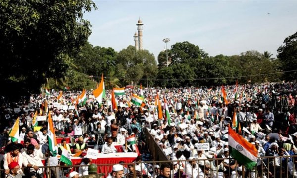 Hindistan'da Genelkurmay Başkanı’nın protestolara ilişkin açıklamaları tepki çekti