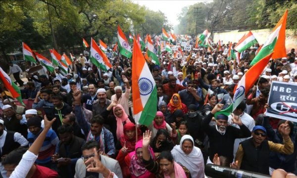 Hindistan'da protestolar sürüyor