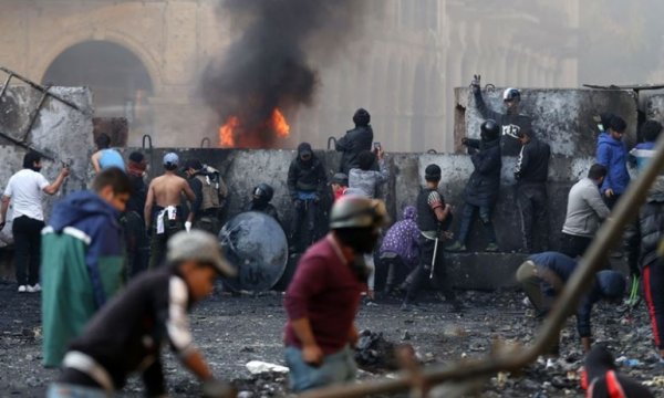 Irak'ta gösterilere katılan 26 aktivist suikast sonucu öldürüldü
