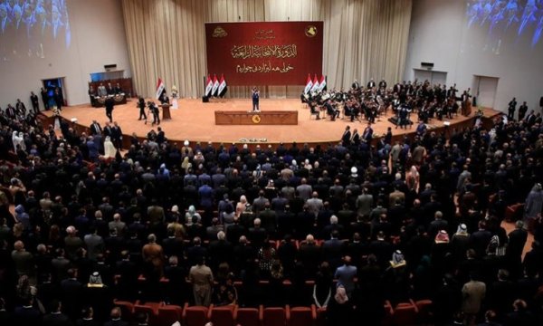 Irak'ta protestocuların talebi 'yeni seçim yasası' meclisten geçti