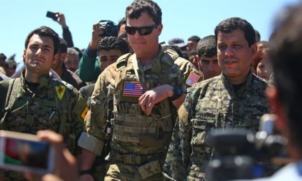 "Suud, ABD ve SDF kontrolünde Suriye’deki petrol yataklarına askeri sevkiyat yaptı"
