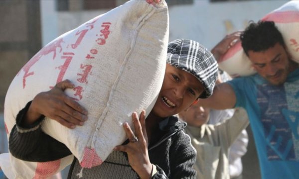 Yemen'de saldırılar nedeniyle 12 insani yardım örgütü faaliyetlerini askıya aldı 