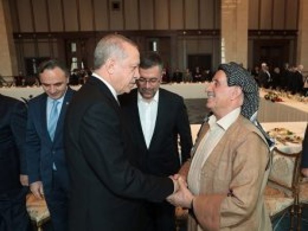 Erdoğan, Doğu ve Güneydoğu'dan kanaat önderleriyle görüştü
