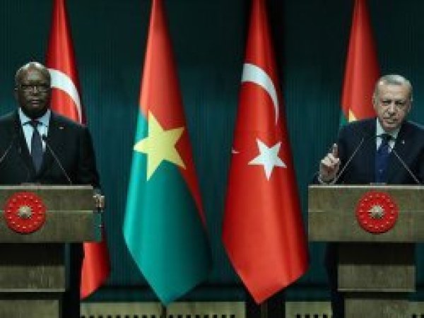 Cumhurbaşkanı Erdoğan: Sudan'ın süreci barış içinde atlatması en önemli temennim