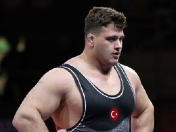 Rıza Kayaalp, Avrupa Güreş Şampiyonası'nda finalde