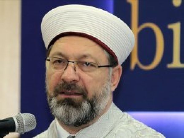 'Bu yıl zekat ibadetini gündem yapıyoruz'
