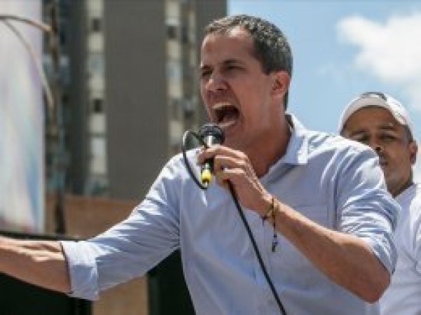 Guaido ABD ordusu ile 'iş birliği' istiyor