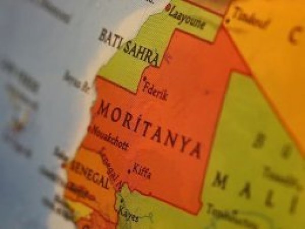 Moritanya seçmeni cumhurbaşkanlığı seçimi için sandık başında