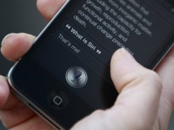 Siri skandalı: Apple “gizli dinlemeyi” durdurdu