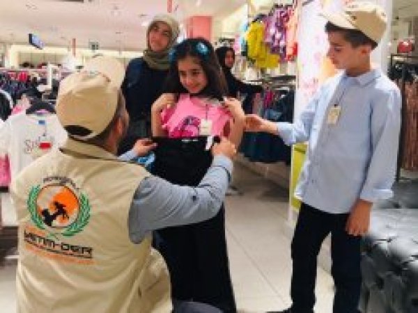 Avrupa Yetim-Der Yetimleri sevindirmeye devam ediyor