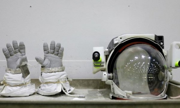 Pakistan ilk astronotunu 2022'de uzaya gönderiyor