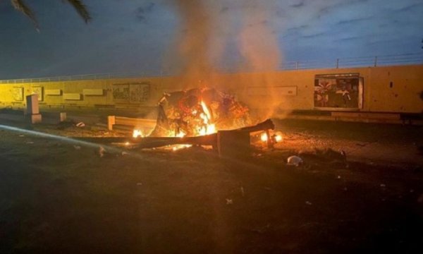 Süleymani'nin bombalanan konvoyuna ilişkin yeni video: Araç tanınmayacak halde