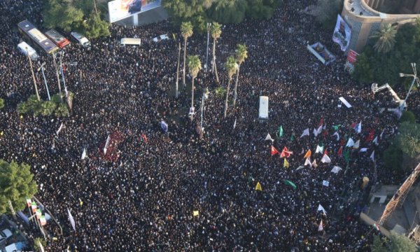Çoğunluğu Sünni olan Ahvaz'da Şehit Süleymani'nin cenazesine 1 milyon kişi katıldı