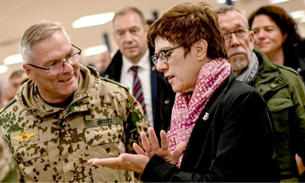 Berlin Trump'ın tehdidini doğruladı