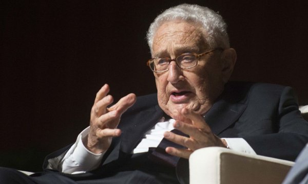 Kissinger: Bu iki devlet arasındaki çatışma dünya savaşına yol açabilir