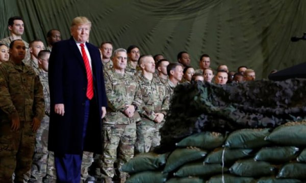 Trump: Afganistan'daki askerlerimiz Noel'e kadar evlerinde olmalı