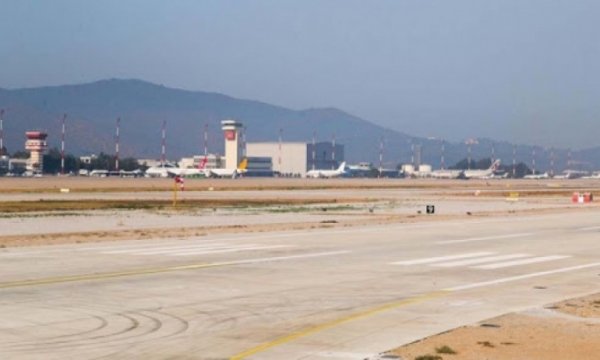 Sana Havaalanının kapalı kalması sivillerin ölümüne sebep oluyor