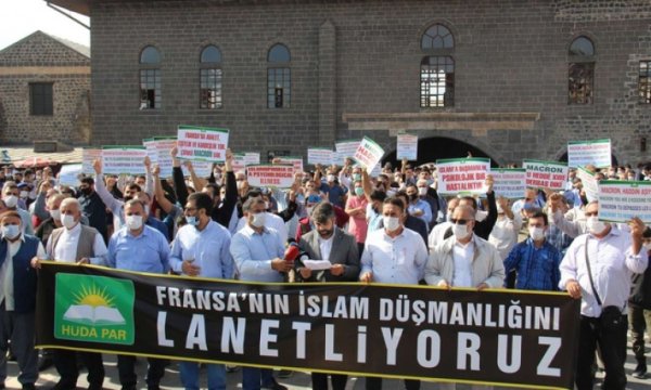 HÜDA PAR'dan Macron'un İslam karşıtı söylemlerine tepki