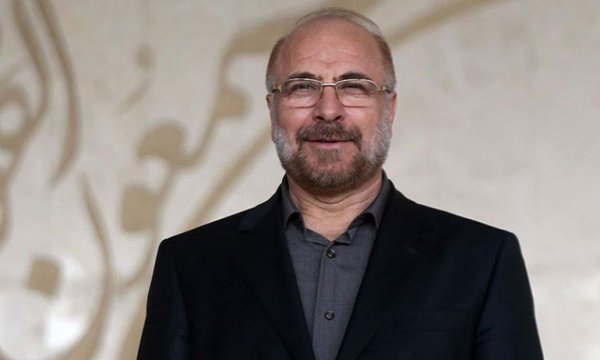 İran: Müslümanlar Fransa'nın akılsız liderlerinin rahmet Peygamberi'ne alçakça düşmanlığını şiddetle kınıyor