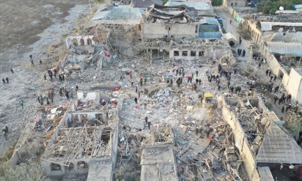 Azerbaycan'da Ermenistan'ın saldırılarında 91 sivil öldü, 400 kişi yaralandı