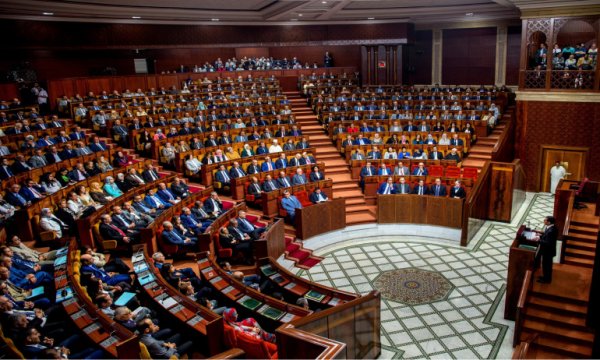 Fas'ta iktidar ve muhalefetteki milletvekillerinden Fransa'nın İslam karşıtı tutumuna tepki