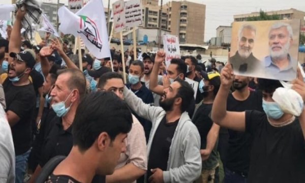 Irak halkı ABD askerlerini protesto etti