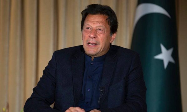 ABD Büyükelçiliği'nden dikkat çeken tweet: Pakistan'a darbe iması mı?