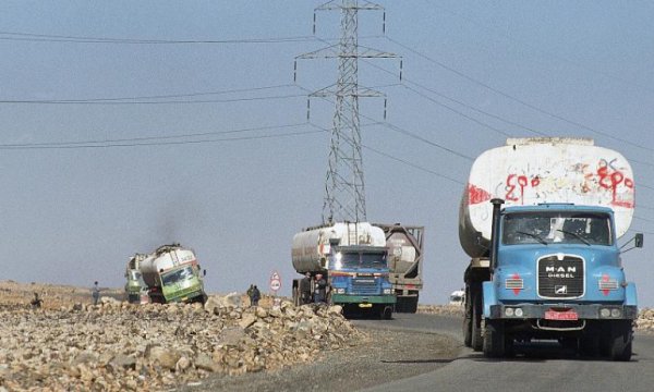 Irak ve Suudi Arabistan, 30 yıldır kapalı sınır kapısını açtı 