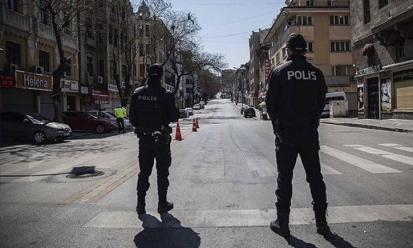 Koronavirüs yasakları kimi kapsıyor, hangi işletmeler açık olacak?