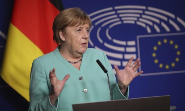 Merkel: Türkiye'ye olası yaptırım gündemimizde olacak 