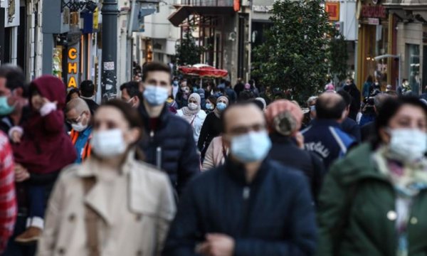 Türkiye'de son 24 saatte Kovid-19'dan 94 kişi hayatını kaybetti
