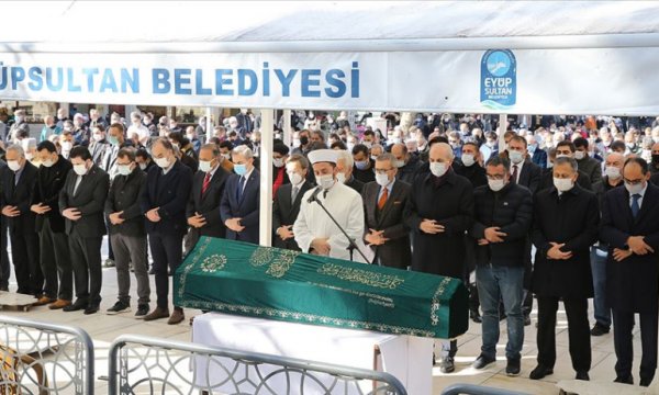 Yazar Ahmet Kekeç son yolculuğuna uğurlandı