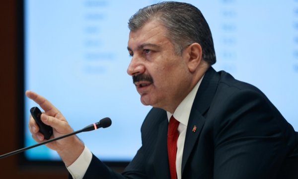 Sağlık Bakanı Koca aşı için sözleşme imzalandığını duyurdu