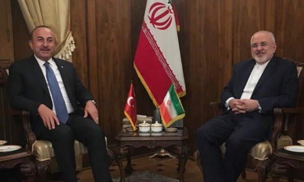 Çavuşoğlu, Zarif ile görüştü: Türkiye İran'ın toprak bütünlüğüne saygılı