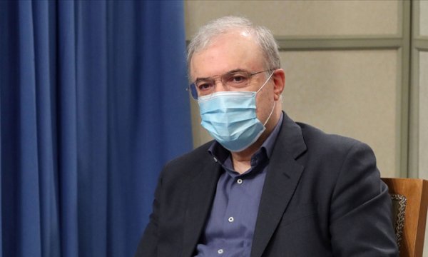 İran: ABD Kovid-19 aşısı almamızı engellemeye çalışıyor