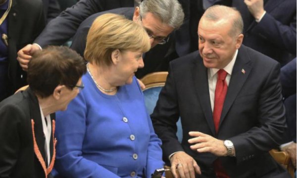 Erdoğan Merkel'e teşekkür etti: Yeni bir sayfa açmak istiyoruz